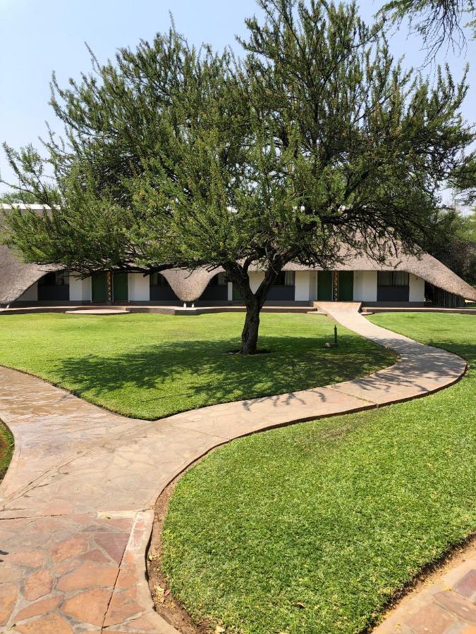 Okahandja Country Hotel Ngoại thất bức ảnh