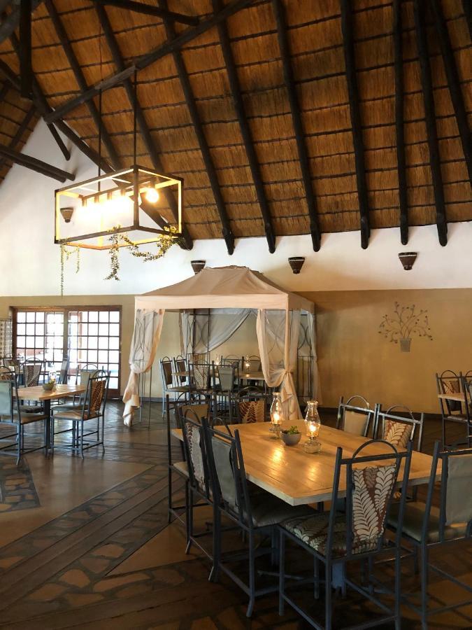 Okahandja Country Hotel Ngoại thất bức ảnh