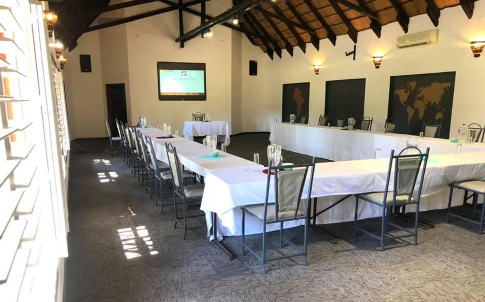 Okahandja Country Hotel Ngoại thất bức ảnh