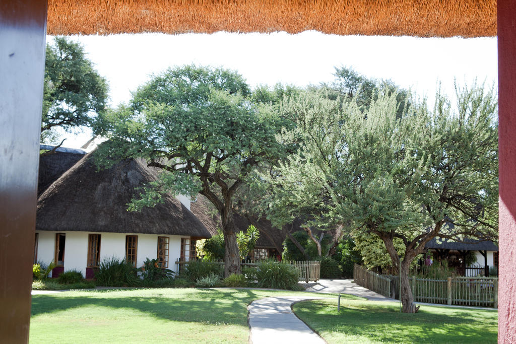 Okahandja Country Hotel Ngoại thất bức ảnh