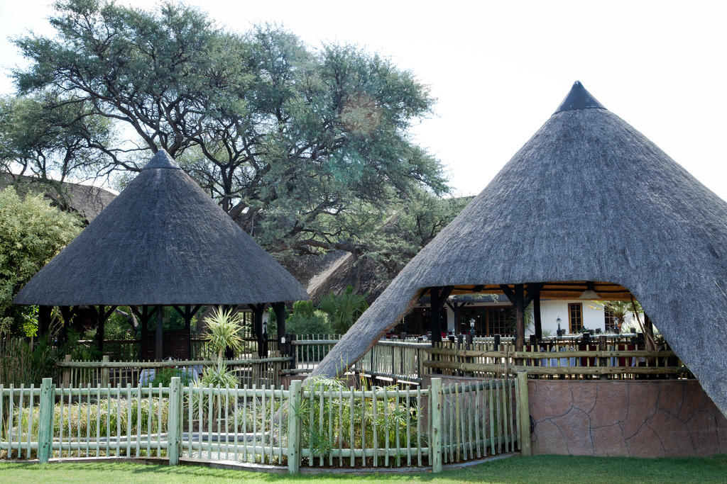Okahandja Country Hotel Ngoại thất bức ảnh